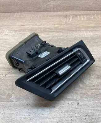 BMW 7 F01 F02 F03 F04 Dashboard side air vent grill/cover trim 9115858 911585806