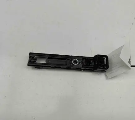 Audi Q5 SQ5 Seat belt adjustment rail 4M0857819A