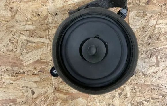 Volvo V50 Front door speaker 30752083 105W52