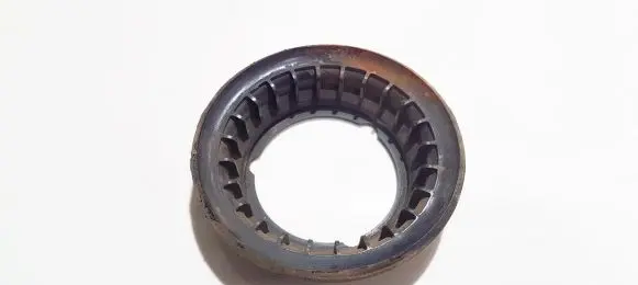 Jaguar X-Type Front coil spring rubber mount 
