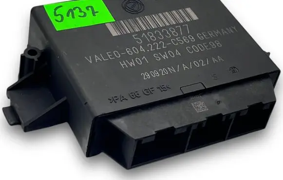 Chrysler Ypsilon Central body control module S5137 51833877