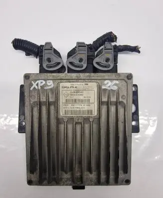 Nissan Primera Engine control unit/module 8200334540