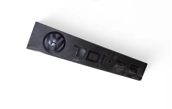 Engine cover (trim)