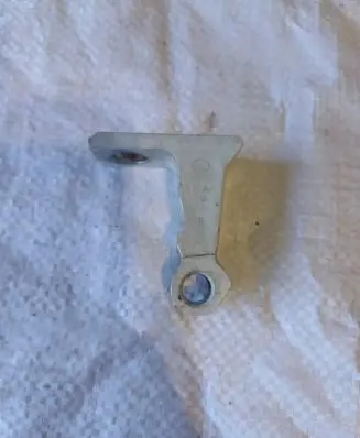 Volkswagen PASSAT B8 Front door upper hinge 8X0831404E A046574