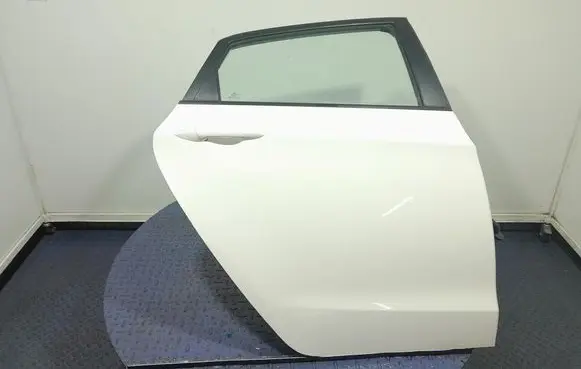 Hyundai i30 Rear door 