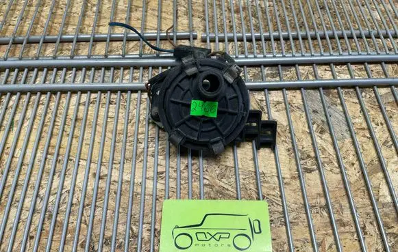 Mercedes-Benz G W461 W463 1st Gen Electric auxiliary coolant/water pump A4638300084 4638300084
