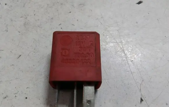 Fiat Punto (176) Other relay 46520422
