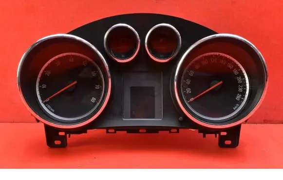 Opel Astra J Speedometer (instrument cluster) 13433769