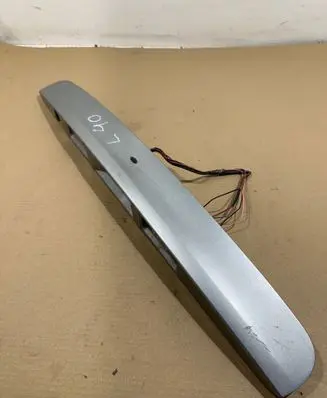 Nissan Qashqai+2 Trunk door license plate light bar 90810