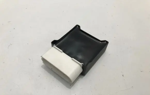 Volvo XC40 Fuel pump relay 32203752