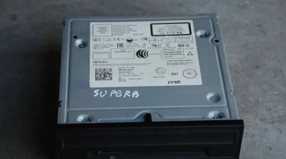 Navigation unit CD/DVD player