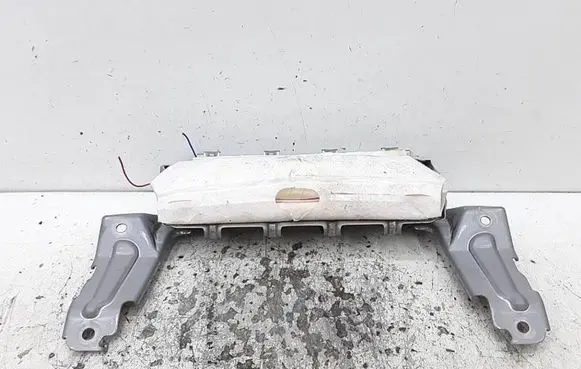 Knee airbag