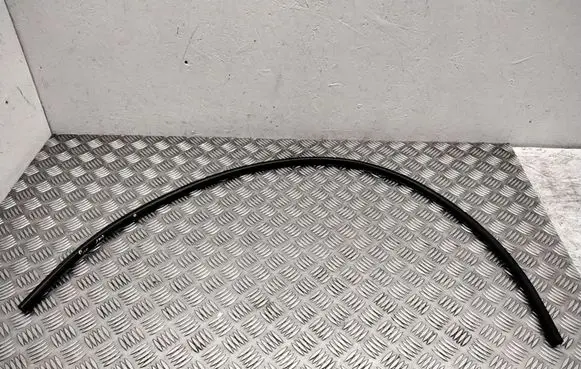 Chrysler Pacifica Engine compartment rubber 