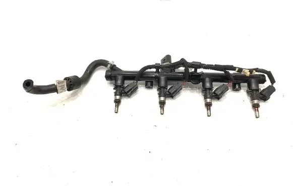 Volkswagen Touran III Fuel main line pipe 06L906031A