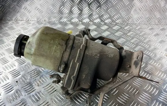 Opel Astra H Power steering pump 1040085005094H0