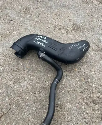 Opel Zafira B Intercooler hose/pipe
