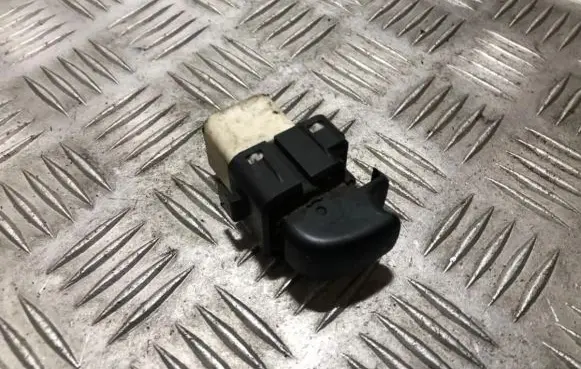Mazda 626 Electric window control switch 4413r98 441-3r98