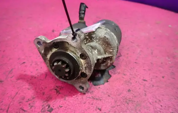 Skoda Fabia Mk1 (6Y) Starter motor 047911023G