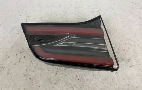Tesla Model X Tailgate rear/tail lights 103433600B