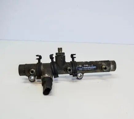 Audi A8 S8 D3 4E Fuel main line pipe 059130089D
