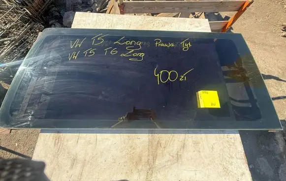Volkswagen Transporter - Caravelle T5 Rear vent window glass 