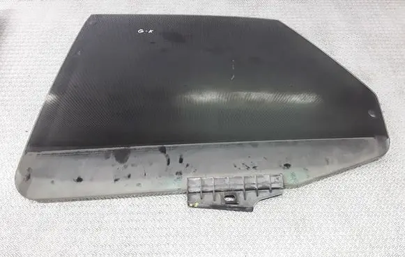 Audi A8 S8 D2 4D Rear door window glass