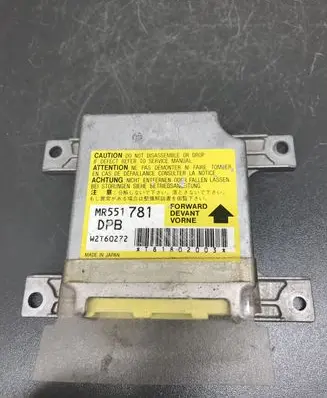 Mitsubishi Pajero Airbag control unit/module MR551781