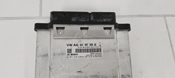 Seat Ibiza IV (6J,6P) Engine control unit/module 04C907309AE 0261S10530
