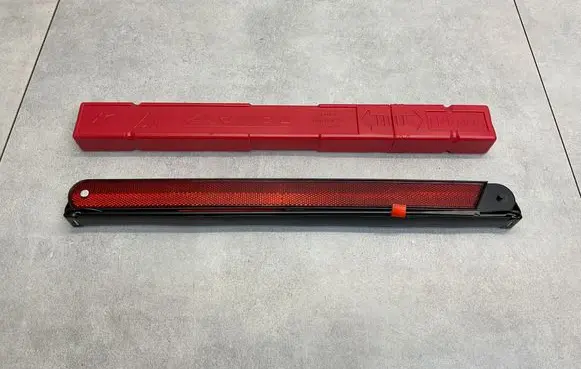 Audi Q3 8U Emergency warning sign 8K0860251
