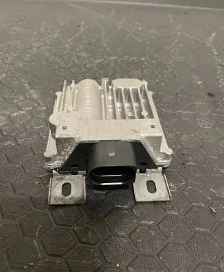 Porsche 911 991 Fuel injection pump control unit/module 7P0906093B 41850094 A2C53355730