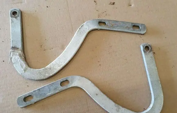 Volkswagen Golf I Engine bonnet/hood hinges 161823301 161823302