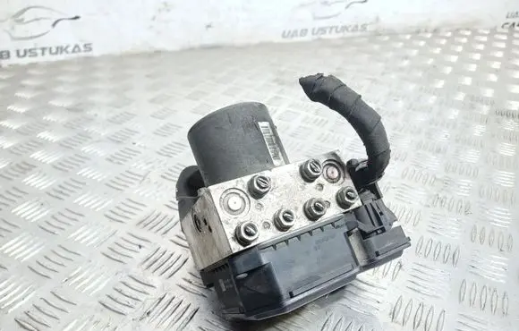 Volkswagen PASSAT B7 ABS Pump 3AA614109