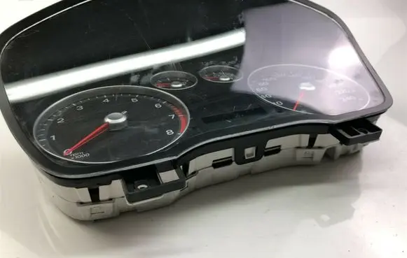 Ford Focus Speedometer (instrument cluster) 4M5T10849EP F2014