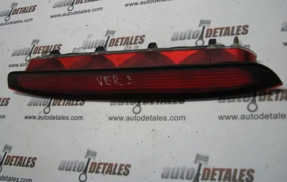 Toyota Corolla Verso E121 Third/center stoplight P1844