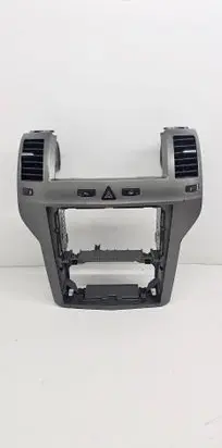 Opel Zafira B Dashboard center trim panel 213680437
