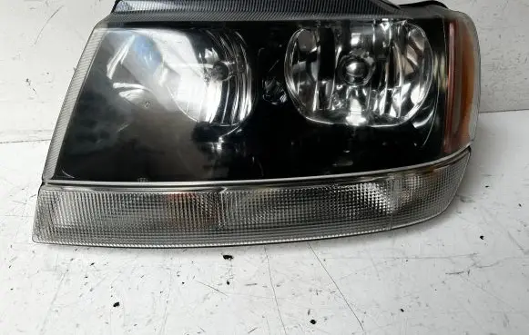 Jeep Grand Cherokee (WJ) Headlight/headlamp