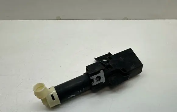 Subaru Impreza IV Headlight washer spray nozzle 