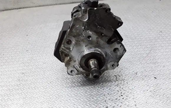 Mazda 3 I Fuel injection high pressure pump 0445010089 9651844380
