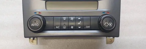 Renault Laguna II Climate control unit 8200181132D