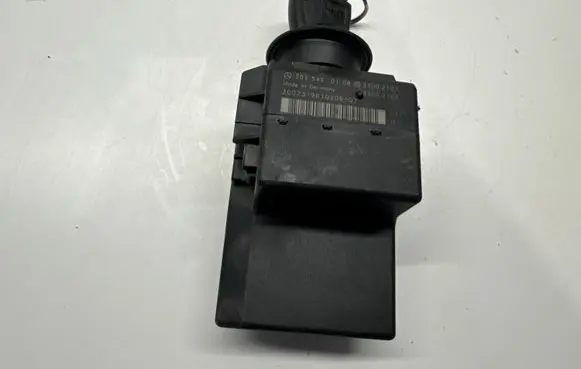 Mercedes-Benz C W203 Ignition lock 2035450108