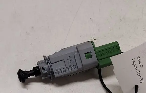 Clutch pedal sensor