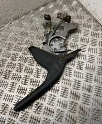 Hyundai Tucson JM Handbrake/parking brake lever assembly