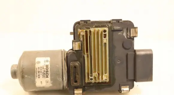 Volkswagen Phaeton Wiper motor 0390241917
