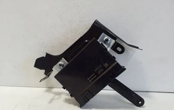 Toyota bZ4X Other control units/modules 886B042010 2774009363