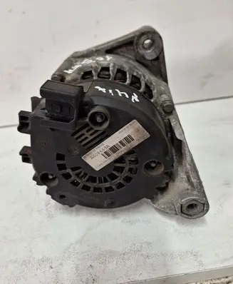 BMW 3 E90 E91 Generator/alternator A608669A
