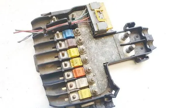 Citroen C4 Grand Picasso Fuse box set 9662914480