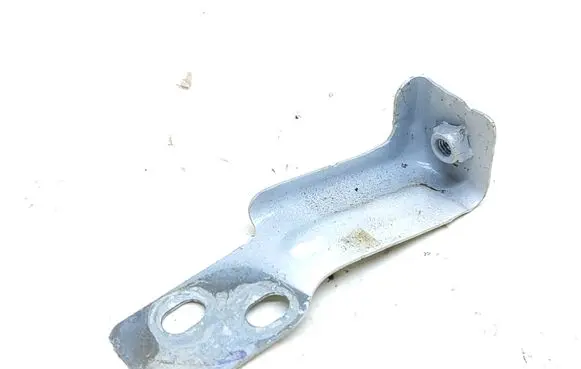 Audi Q5 SQ5 Fender mounting bracket 80821433A 80A821433A