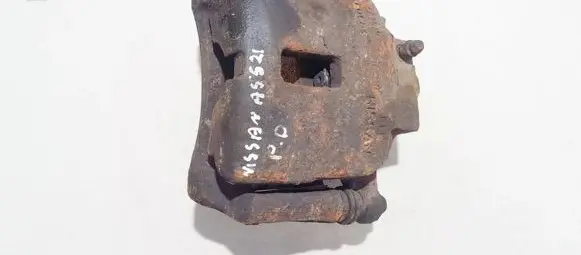 Nissan Almera N16 Front brake caliper
