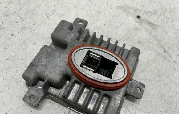 BMW 5 GT F07 Headlight ballast module Xenon 7237647
