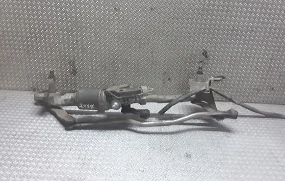 Mazda 5 Front wiper linkage and motor